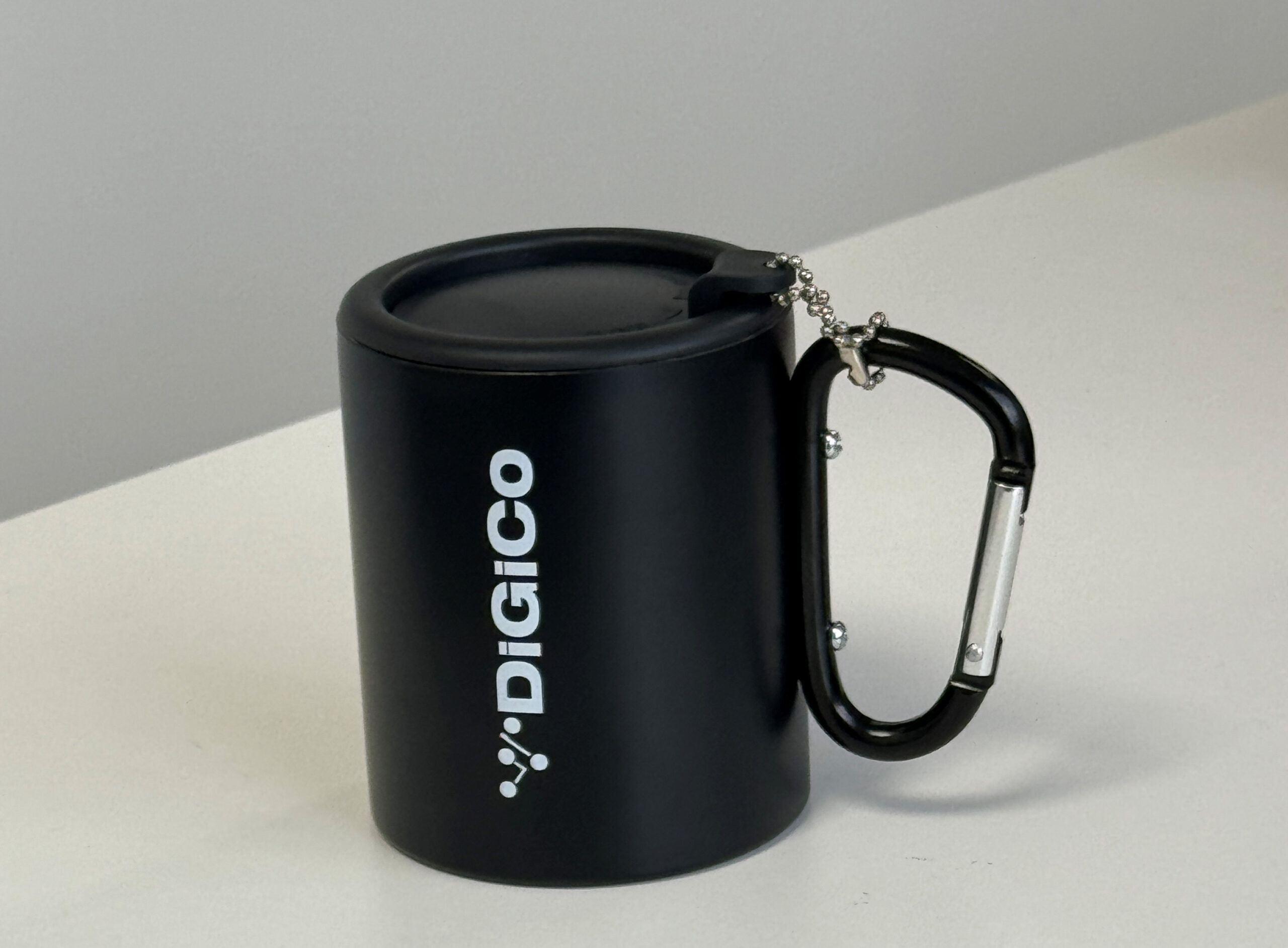 digico-mug-inox-noir-300-ml-mousqueton-carabiner image 2